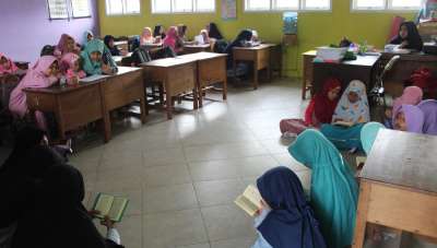 Kegiatan Boarding School Islami